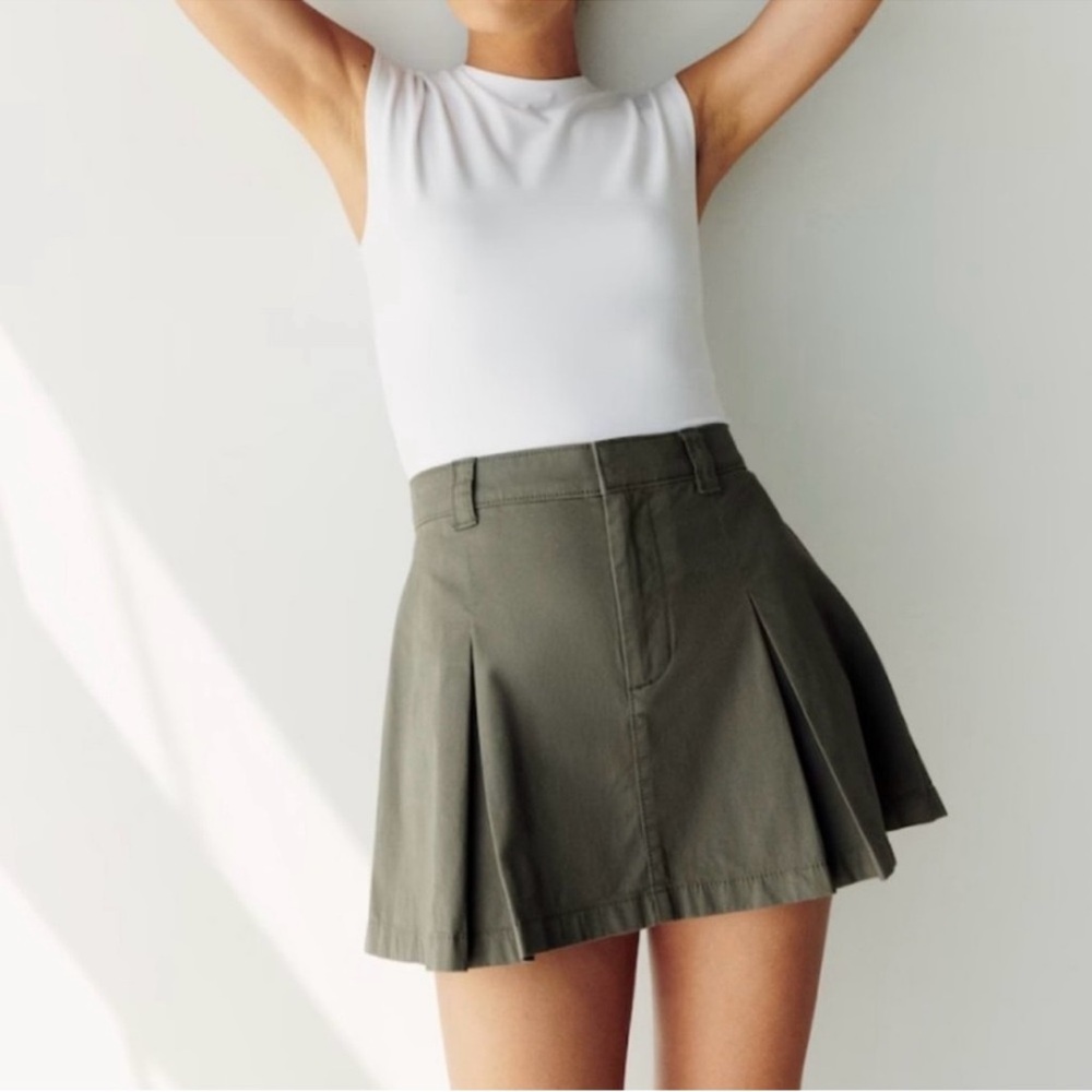 NWT Abercrombie & Fitch Mini Skort - Picture 2 of 8